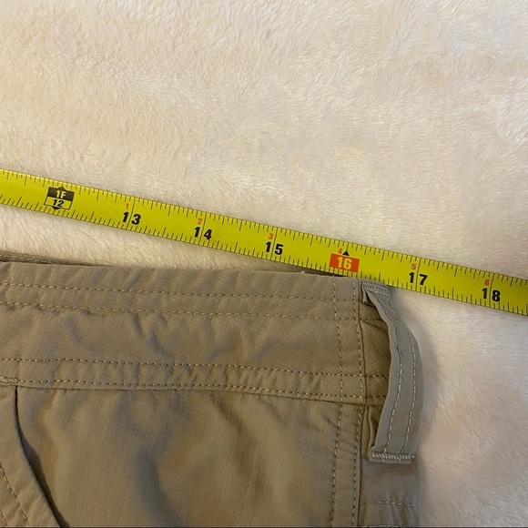 THE NORTH FACE / Roll-up Khakie Shorts Size 10 - Picture 13 of 15